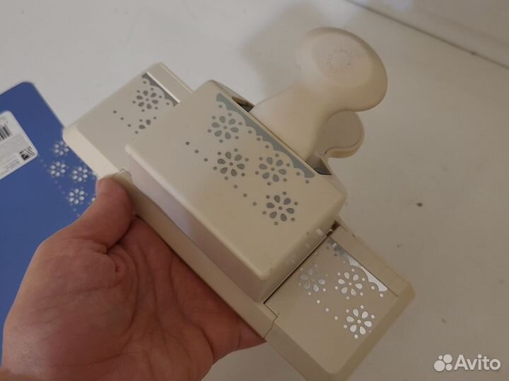 Фигурный дырокол новогодний снежинки, цветочки