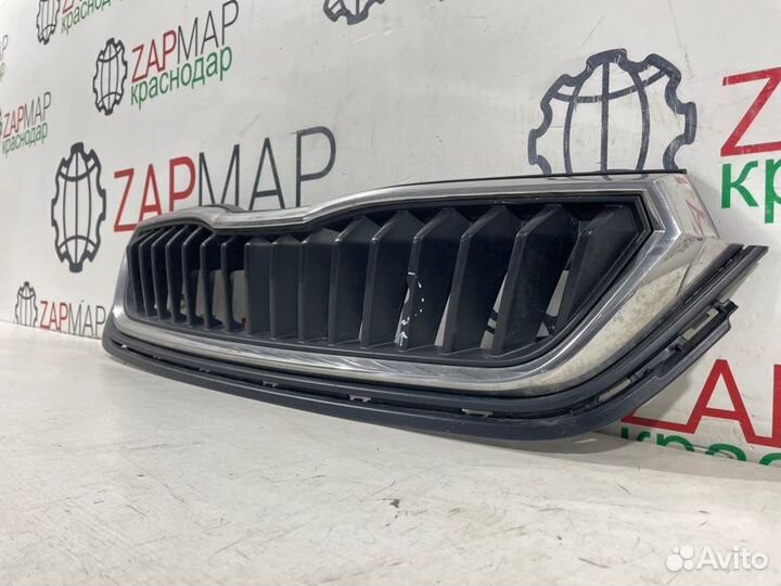 Решетка радиатора передняя Skoda Rapid 2 NA2