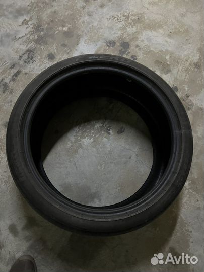 Pirelli P Zero 265/35 R20
