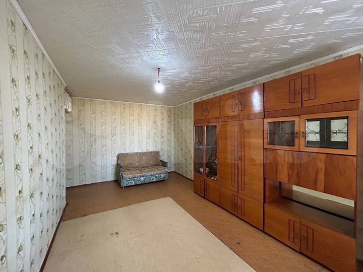 Комната 33,5 м² в 2-к., 3/5 эт.