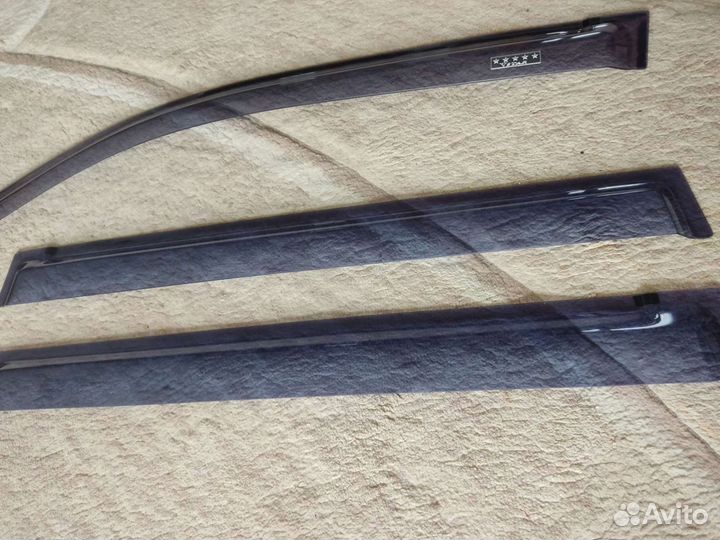 Ветровики на Land Cruiser Prado 150