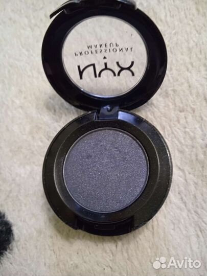 Тени для век