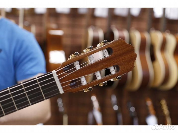 Kremona S62C 7/8 уменьшенная гитара