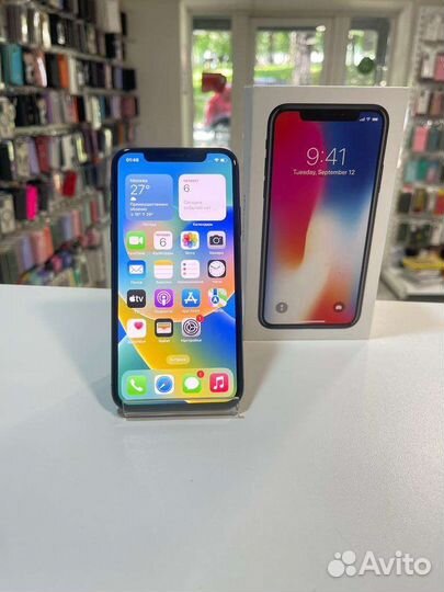 iPhone X, 64 ГБ