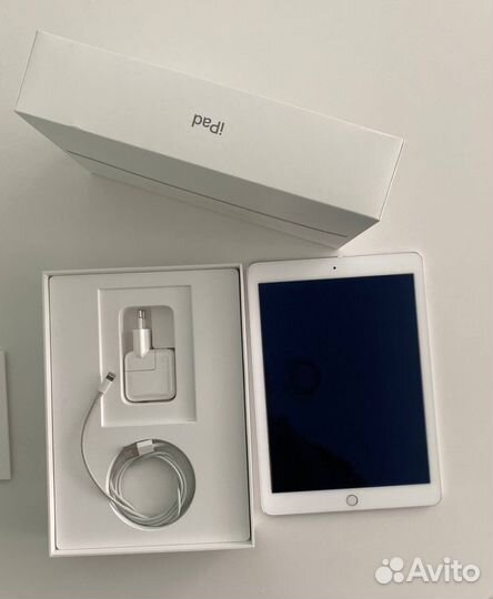 iPad A1822 32 GB Wi-Fi