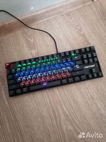 Игровая механическая клавиатура