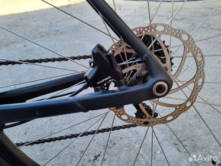 Велосипед гибрид Cube SL road