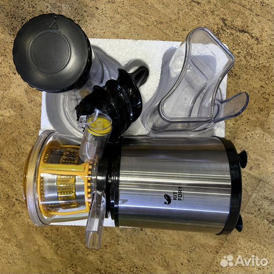 Соковыжималка шнековая kitfort