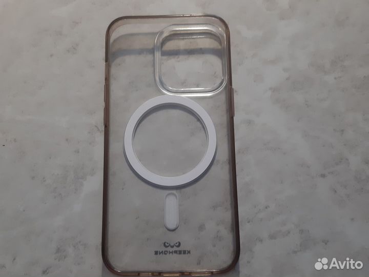 Чехол на iPhone 13