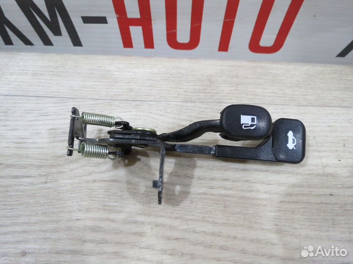 Ручка открывания багажника Hyundai Solaris 2