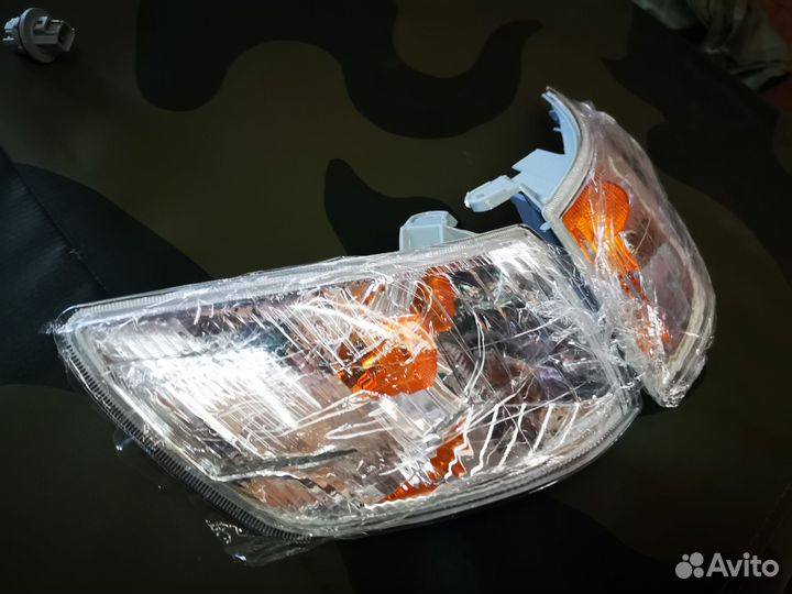 Поворотники Toyota corona 96-98г.в