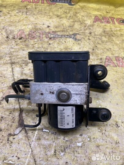 Блок abs Mazda Mazda3 BK Z6 2006