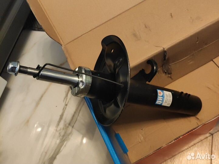 Bmw e83 x3 амортизатор