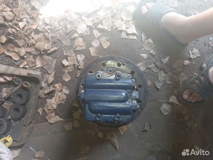 Гидромоторы хода