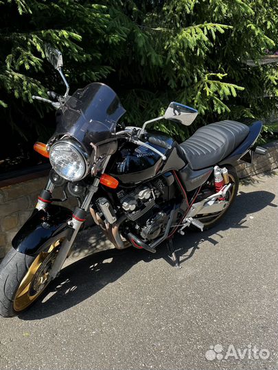Honda CB400 vtec2