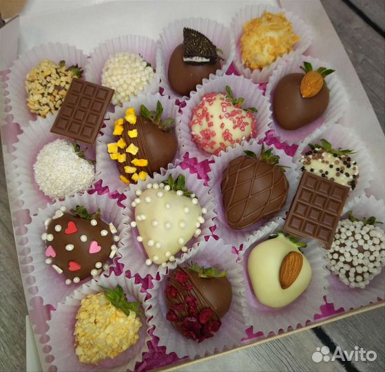 Клубника в шоколаде на подарок