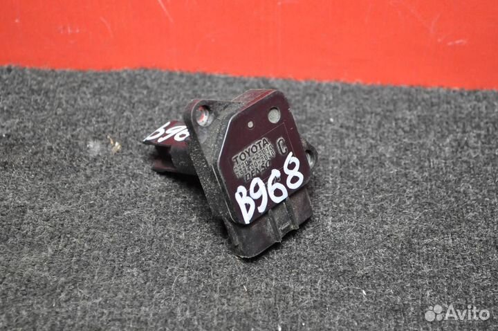 Датчик расхода воздуха toyota corolla ZZE120