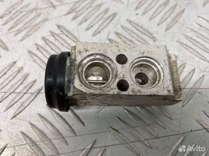 Б/У клапан кондиционера Hyundai Solaris 1 RB G4FA