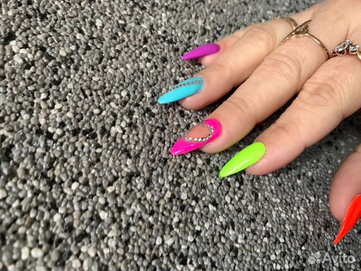 Мастер маникюра