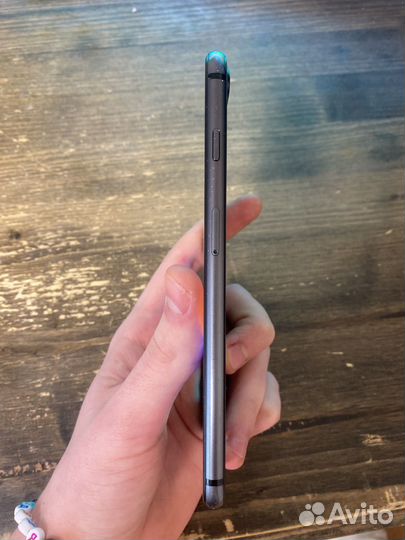 iPhone 8 Plus, 64 ГБ