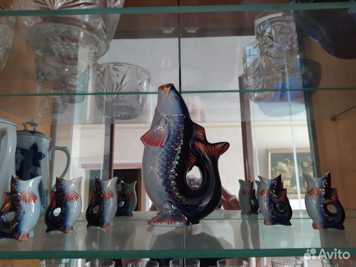 Фарфоровый Графин с рюмками в виде рыбок