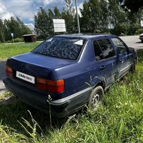 Volkswagen Vento 1.8 MT, 1993, 300 000 км, с пробегом, цена 44 000 руб.