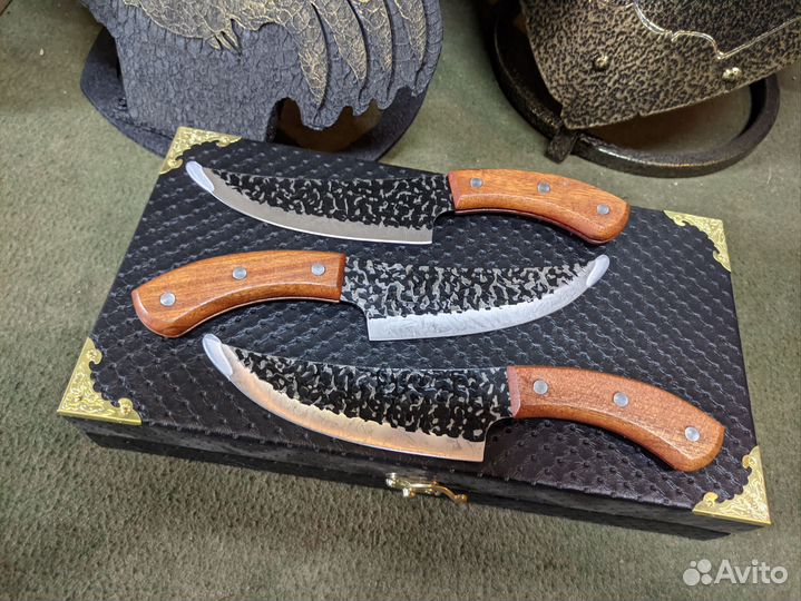 Нож с ножнами