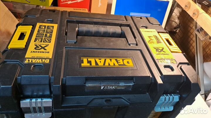 Пистолет dewalt DCN662NT, в кейсе tstak