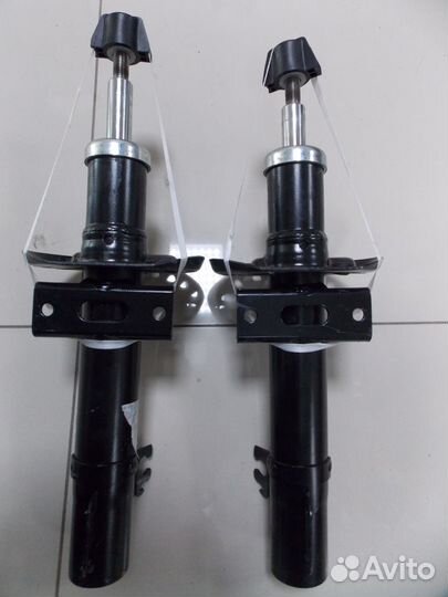 Амортизаторы передние sachs на VAG polo,rapid,ауди