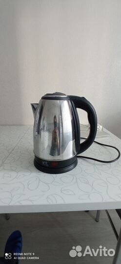 Электрочайник бу в рабочем состоянии