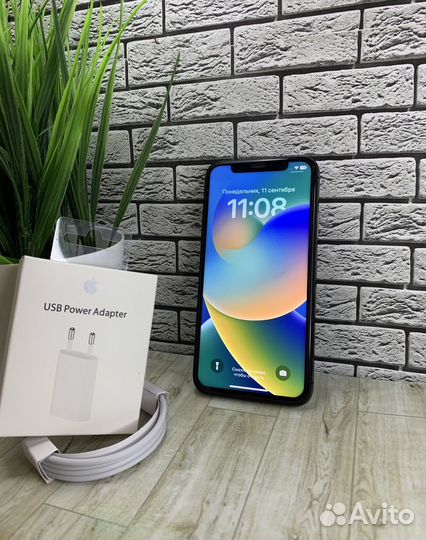 iPhone X 64G Black (акб100)