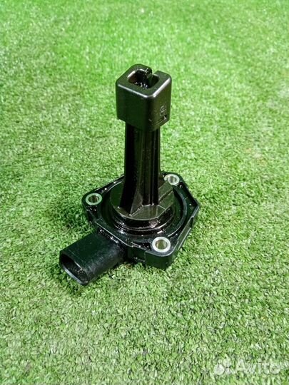 Датчик уровня масла Volkswagen Golf 6 cbzb (1.2T)