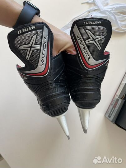 Хоккейные коньки bauer Y9 R, 27размер