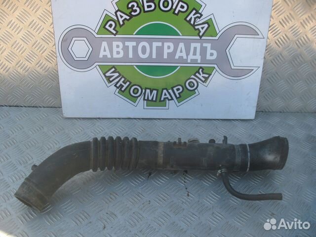 Воздухозаборник Isuzu Rodeo A 2.6л