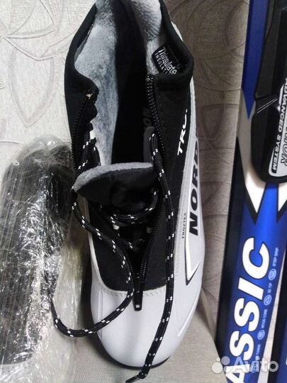 Лыжные ботинки