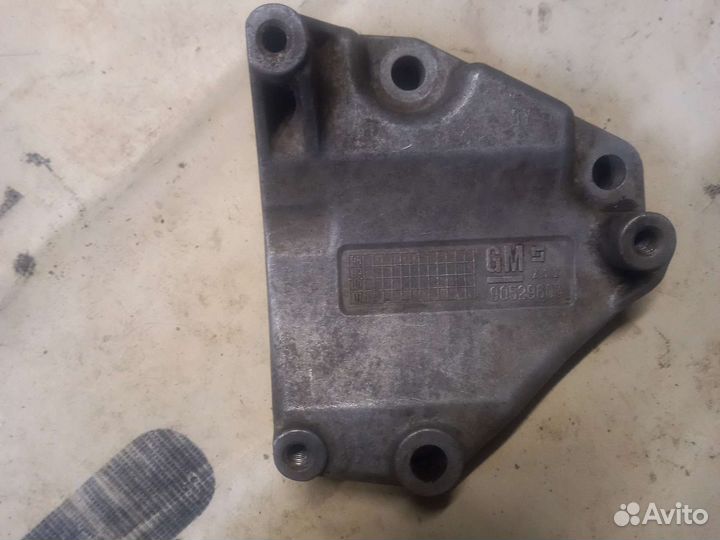 Opel astra g кронштейн крепления кондиционера