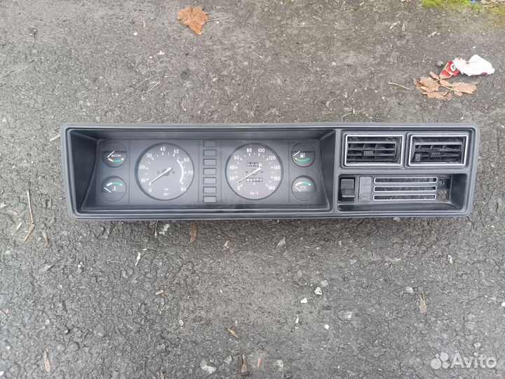 Щиток приборов ваз 2107 2104, карб