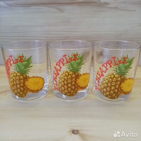 Стеклянные стаканы