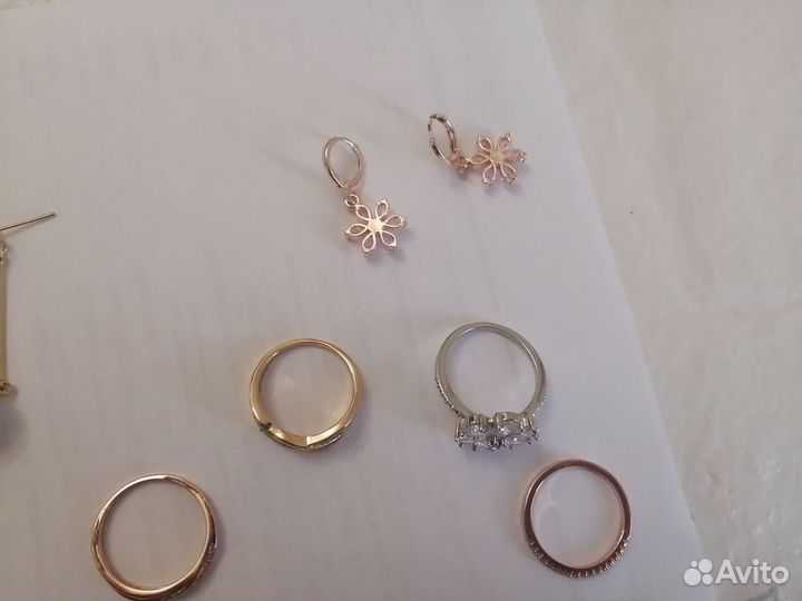 Продам украшения