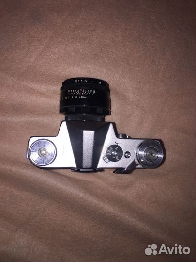 Пленочный фотоаппарат зенит-в с гелиос 44