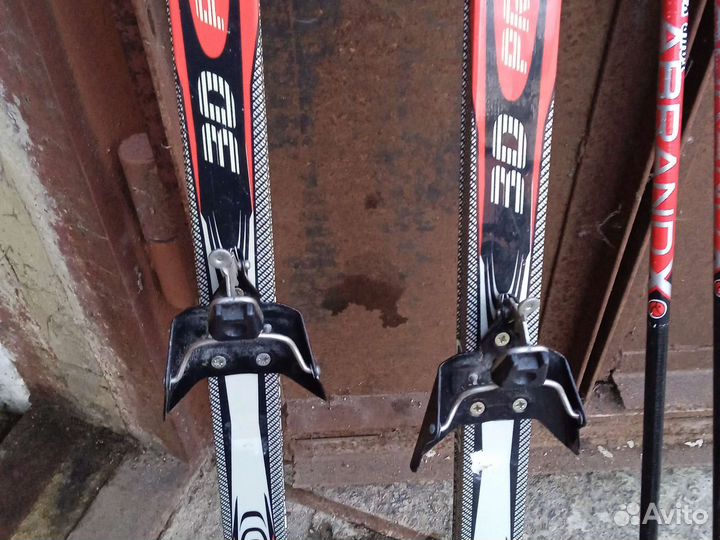 Беговые лыжи