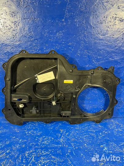 Панель двери стеклоподъёмника внутренняя передний