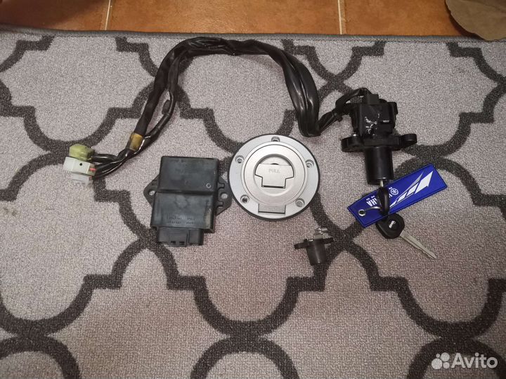 Эбу Yamaha XJ6 + замок зажигания + люк бензобака