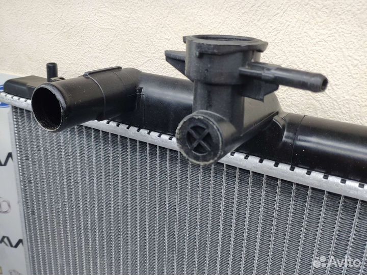 Радиатор охлаждения Mazda CX-7 2.3 (07-13)