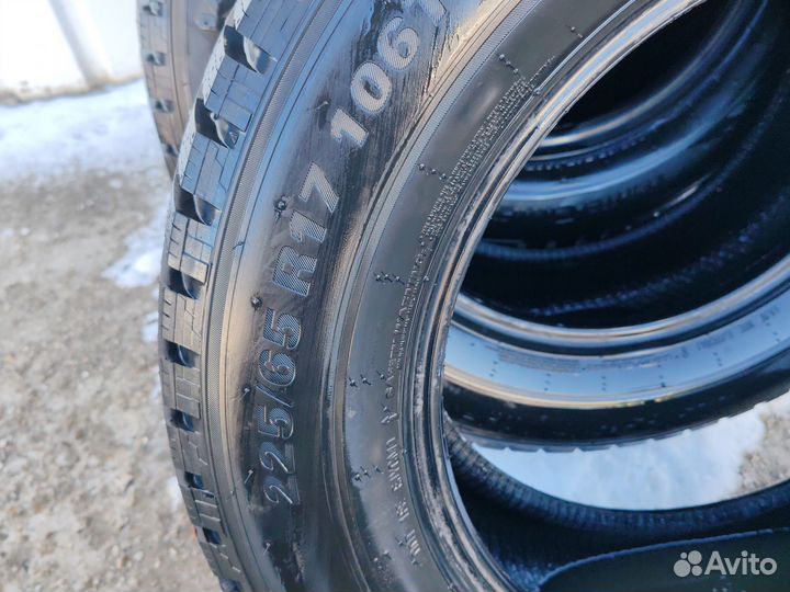 Kumho WinterCraft SUV Ice WS31 225/65 R17 106T