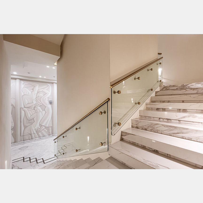 2-к. квартира, 150,8 м², 1/7 эт.