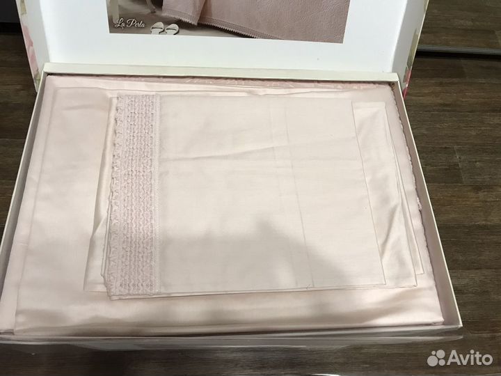 Подарочный комплект постельный семейный