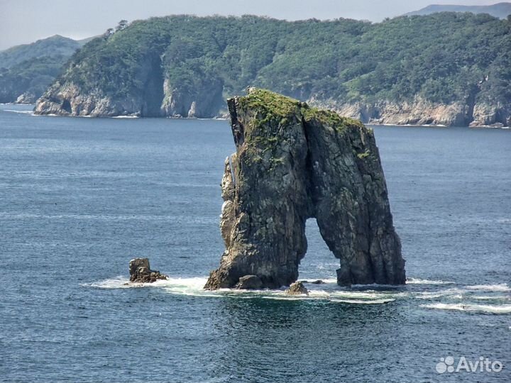 Кекуры Бакланьи и мыс Сосновый