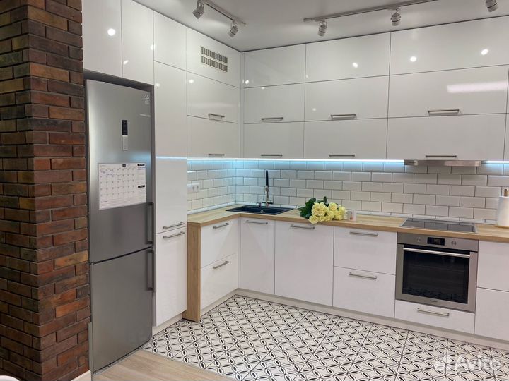 Кухня на заказ из лдсп под ключ в Новосибирске