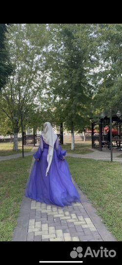 Вечернее платье